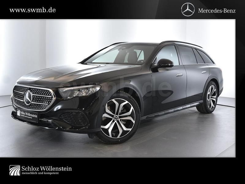 Metalliclack obsidianschwarz Gebraucht 2024 Mercedes E220 Avantgarde Kombi | 57.870 € (Teuer) - Bild 1/4