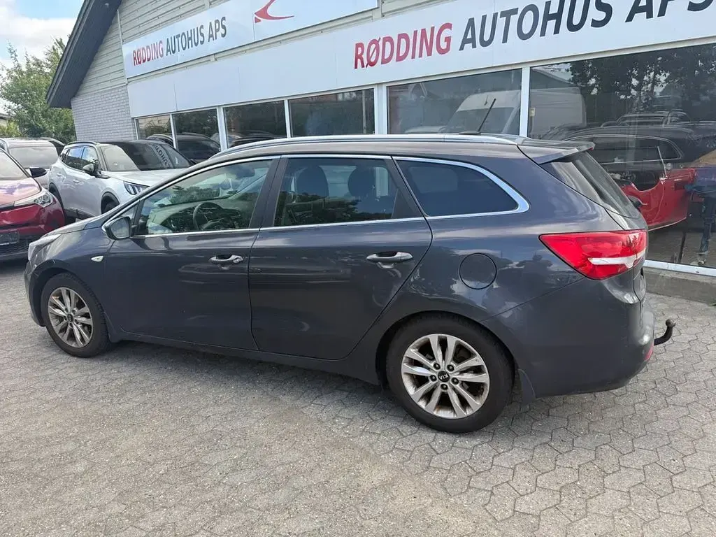 Gebraucht Kia Ceed 136 PS (100 kW) 2016 Grau Kleinwagen