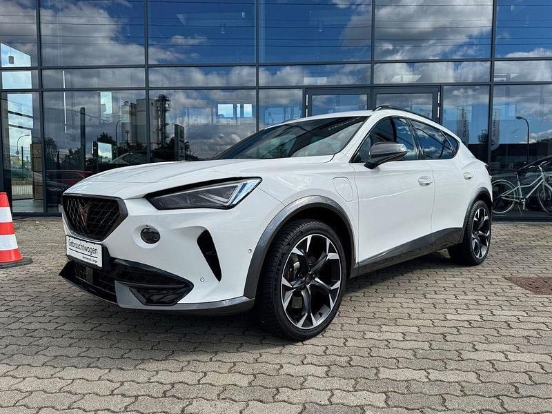 Gebraucht Cupra Formentor VZ 245 PS (180 kW) 2023 Weiss / candy weiss SUV