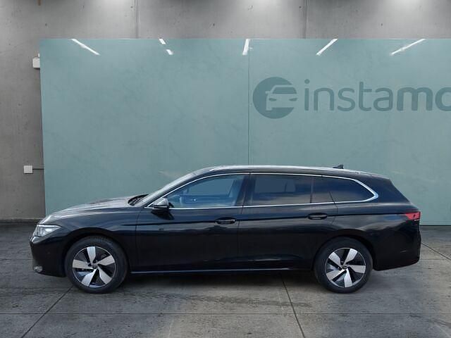 Używany VW Passat Pro 150 KM (110 kW) 2024 Czarny Kombi
