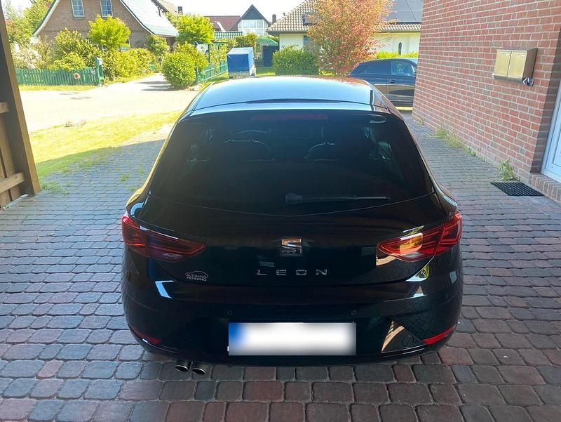 Gebraucht Seat Leon 150 PS (110 kW) 2019 Schwarz Limousine