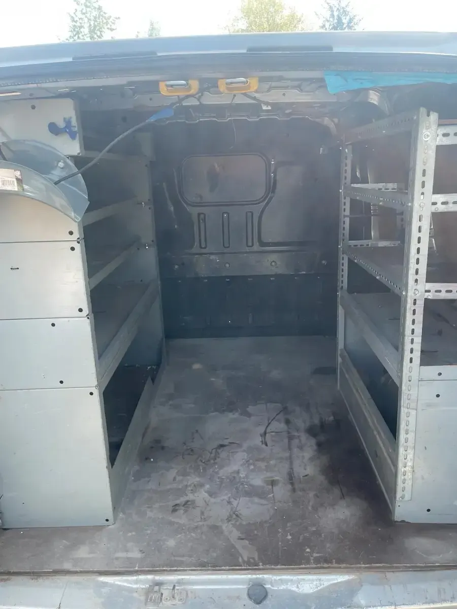 Second-hand Ford Transit Connect 80 CP (58 kW) 2009 Argintiu Monovolum