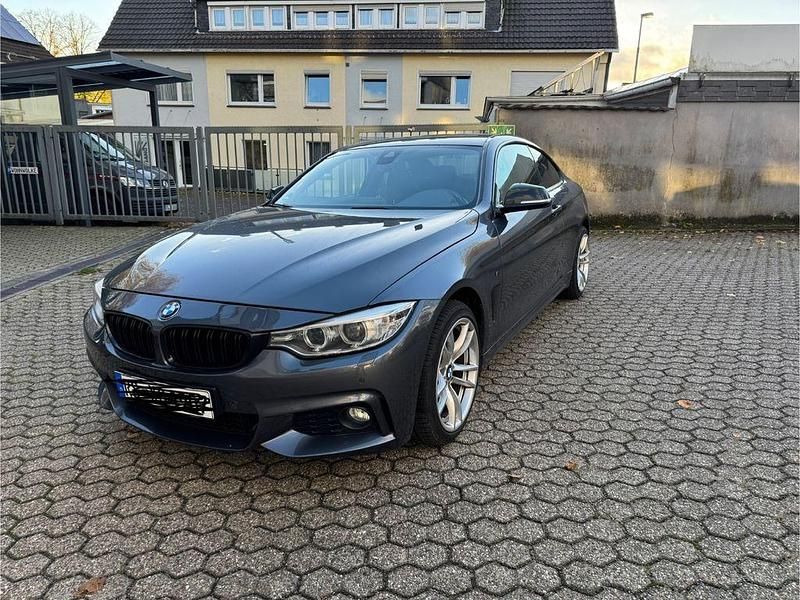Grau Gebraucht 2016 BMW 420 Sport Line Coupé | 14.850 € (Superpreis) - Bild 1/4