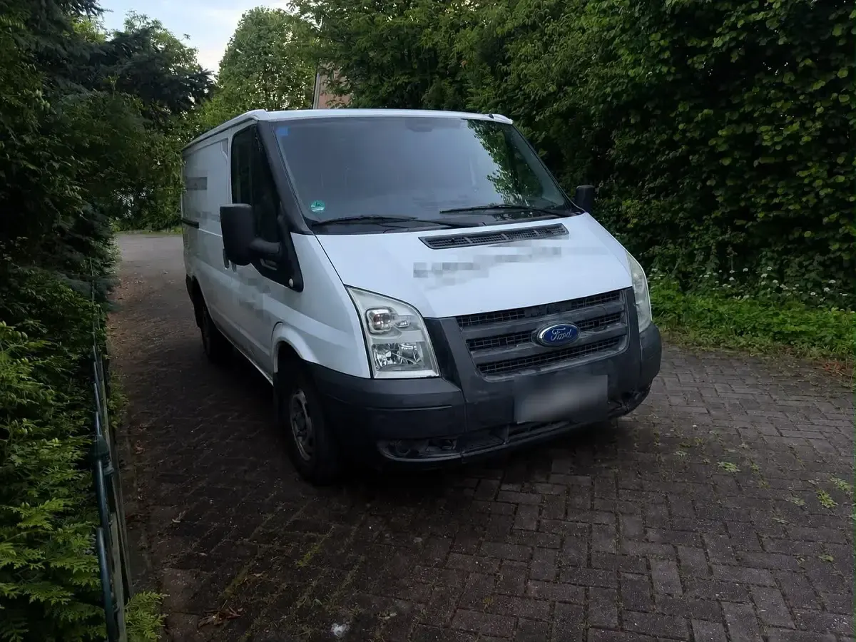 Gebraucht Ford Transit 101 PS (74 kW) 2012 Weiß Pickup