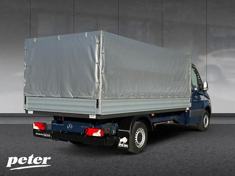 Gebraucht Mercedes Sprinter 170 PS (125 kW) 2024 Blau Van