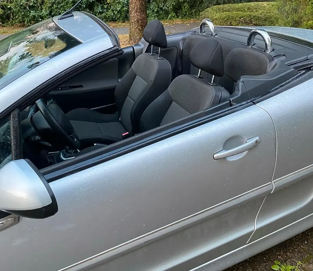 Gebraucht Peugeot 207 CC 156 PS (114 kW) 2010 Silber Cabrio