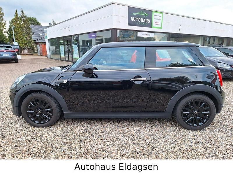 Second-hand Mini Cooper 136 CP (100 kW) 2015 Negru Hatchback
