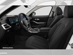 Nowe BMW 330e 184 KM (135 kW) 2026 Biały Kombi