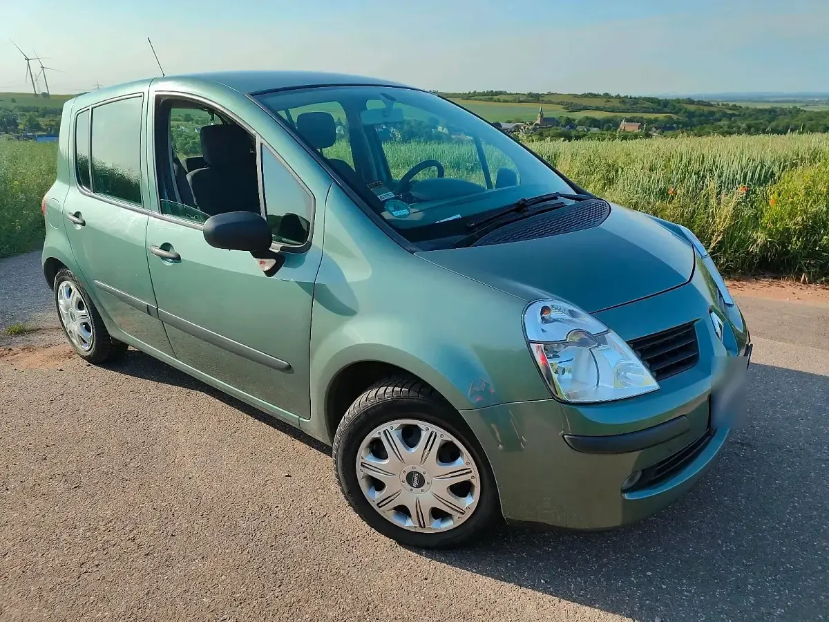 Gebraucht Renault Modus 68 PS (50 kW) 2006 Grün Van / Kleinbus