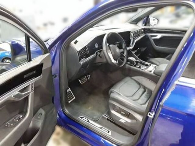 Gebraucht VW Touareg R 231 PS (169 kW) 2024 Blau SUV