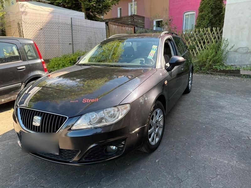 Schwarz Gebraucht 2010 Seat Exeo Kombi | 2.400 € (Superpreis) - Bild 1/4