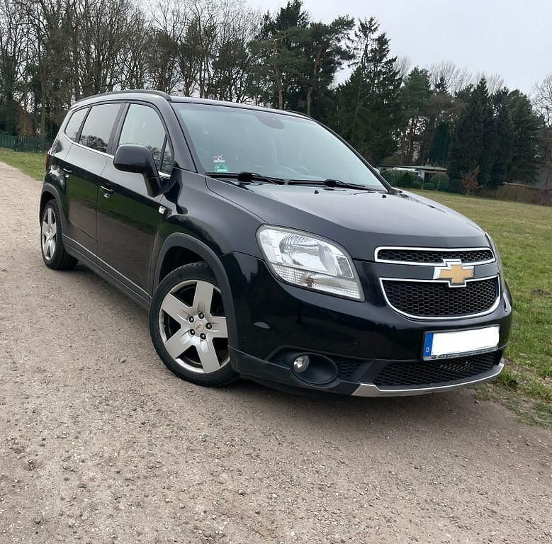 Gebraucht Chevrolet Orlando 163 PS (119 kW) 2013 Schwarz Van / Kleinbus