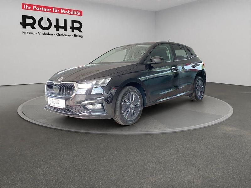 Schwarzmagicperleffekt Gebraucht 2025 Skoda Fabia Kleinwagen | 19.450 € (Fairer Preis) - Bild 1/4