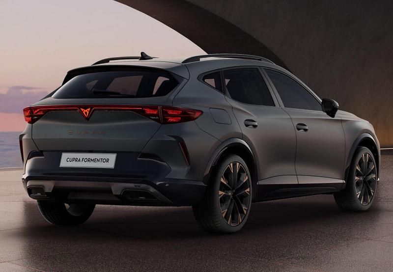 Neu Cupra Formentor 150 PS (110 kW) 2025 Blau SUV