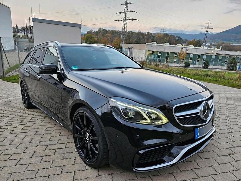 Gebraucht Mercedes E63 AMG 557 PS (409 kW) 2014 Schwarz Kombi