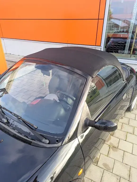 Gebraucht Ford StreetKa 95 PS (69 kW) 2003 Schwarz Cabrio
