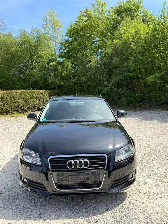 Second-hand Audi A3 Ambition 140 CP (102 kW) 2010 Negru Hatchback