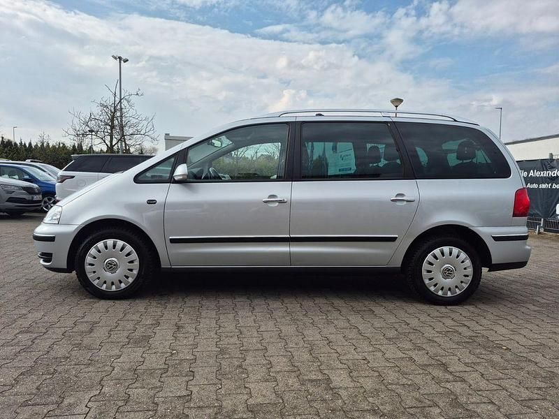 Gebraucht VW Sharan Freestyle 140 PS (102 kW) 2007 Silber Van / Kleinbus