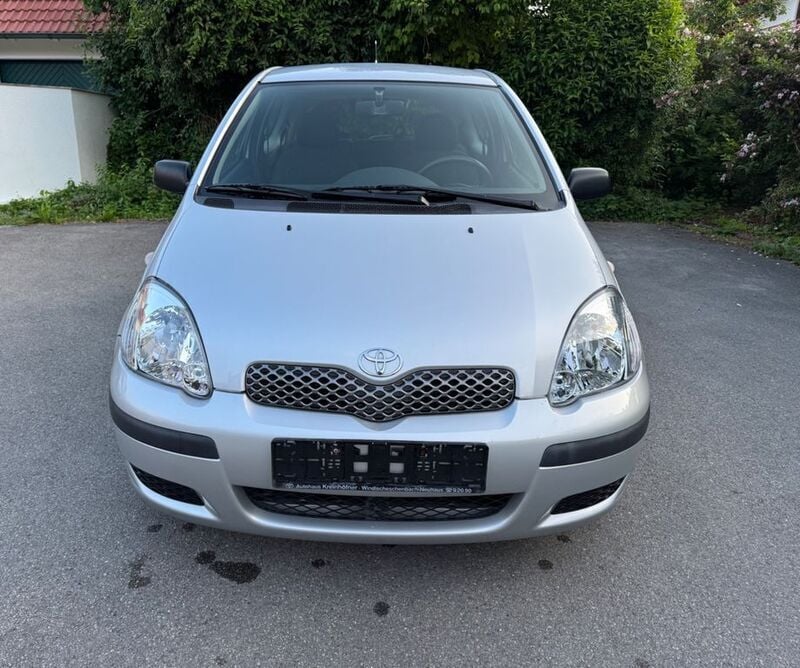 Gebraucht 2003 Toyota Yaris Limousine | 2.490 € (Fairer Preis) - Bild 1/4