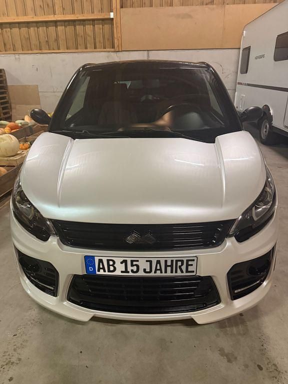 Weiß Gebraucht 2021 Ligier JS50 Kleinwagen | 13.888 € (Fairer Preis) - Bild 1/4