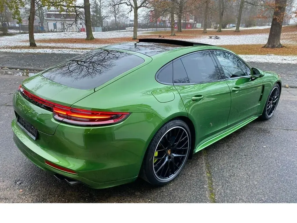 Gebraucht Porsche Panamera Turbo S E-Hybrid 680 PS (500 kW) 2019 Grün Kleinwagen