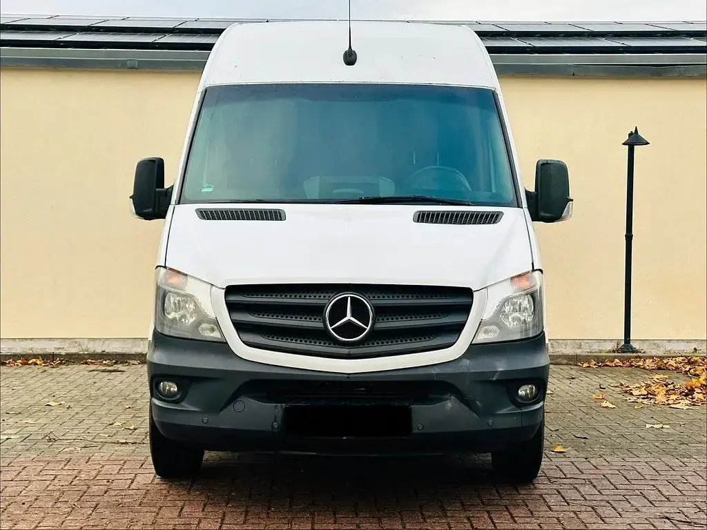 Używany Mercedes Sprinter 163 KM (119 kW) 2018 Biały Van