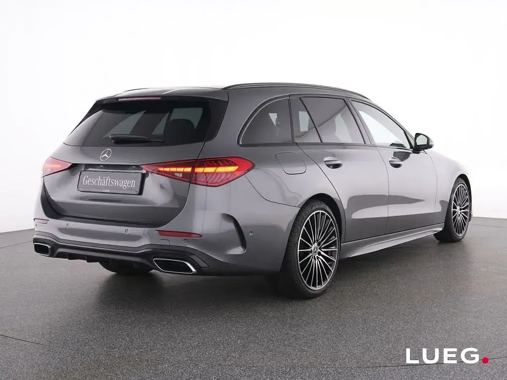 Gebraucht Mercedes C300 AMG 265 PS (194 kW) 2025 Grau Limousine