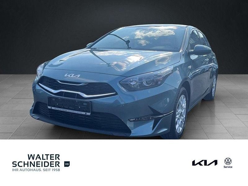 Yucca steel gray met. Neu 2025 Kia Ceed Vision Kleinwagen | 19.990 € (Guter Preis) - Bild 1/4