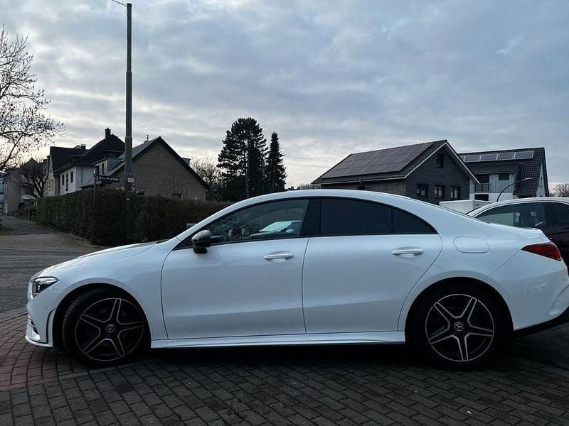 Gebraucht Mercedes CLA180 136 PS (100 kW) 2019 Weiß Limousine