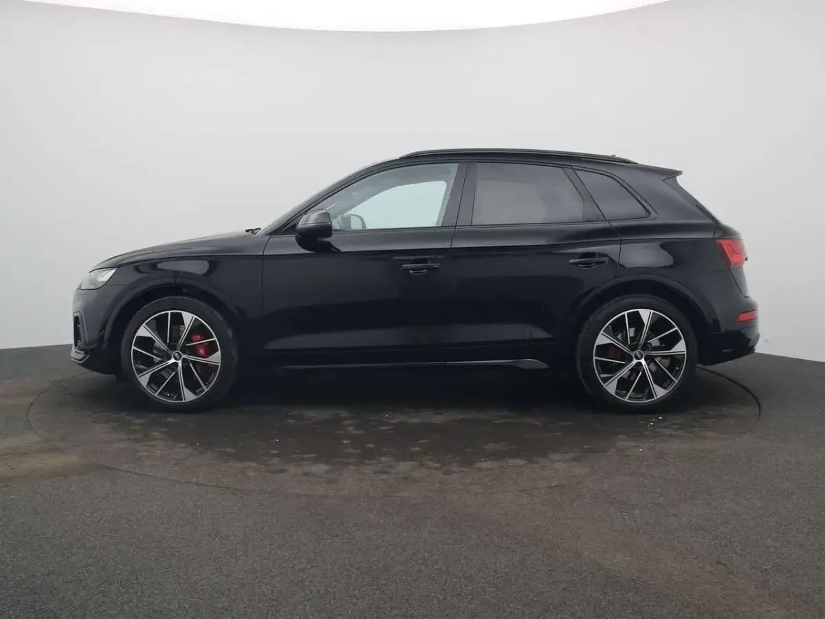 Gebraucht Audi SQ5 Ambiente 341 PS (250 kW) 2022 Mythosschwarz metallic SUV