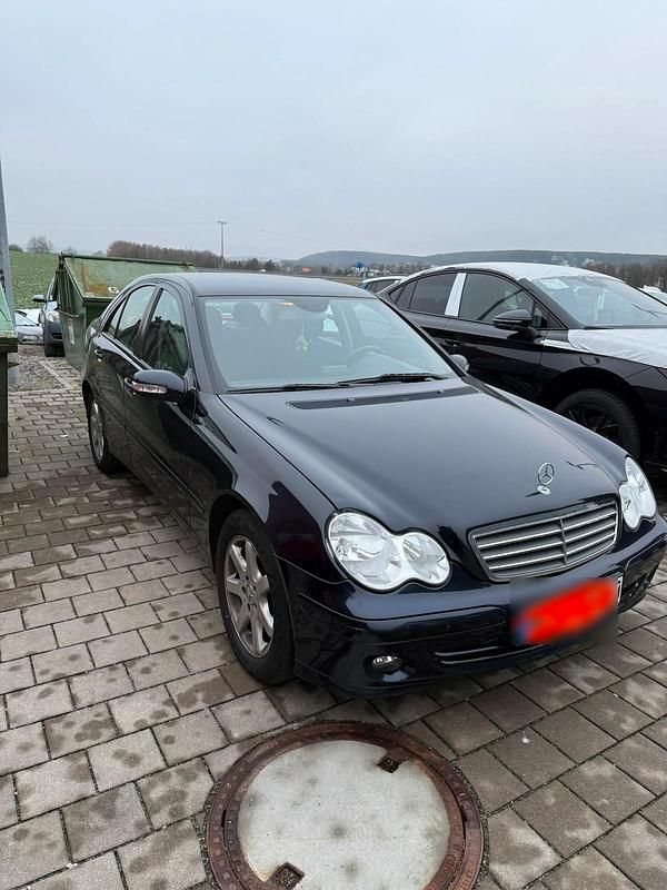 Gebraucht Mercedes C180 143 PS (105 kW) 2007 Blau Limousine