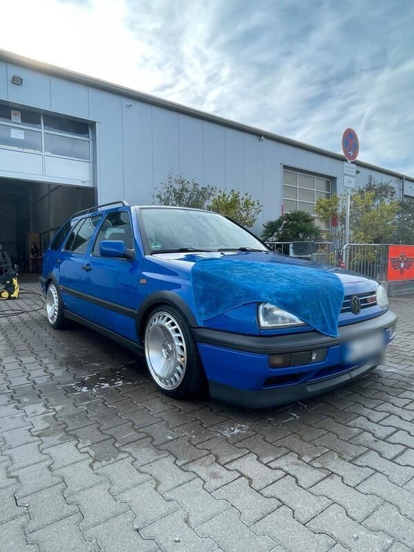 Blau Gebraucht 1995 VW Golf III Conceptline Kombi | 6.151 € - Bild 1/2