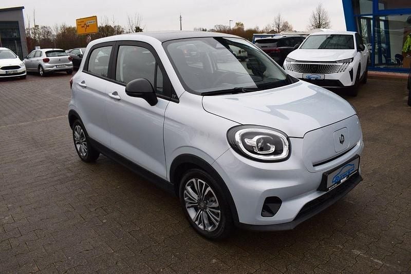Neu Leapmotor T03 69 kW (95 PS) 2025 Silber Kleinwagen