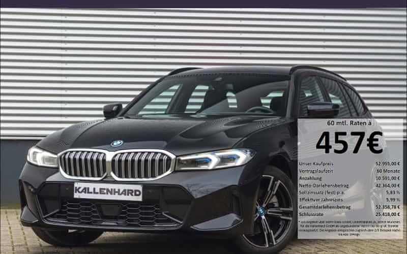 Black sapphire metallic Gebraucht 2024 BMW 330e M Sport Kombi | 52.955 € (Teuer) - Bild 1/4