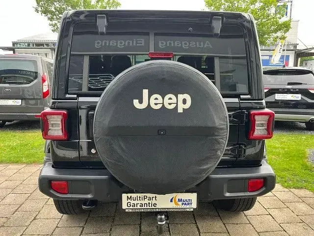 Gebraucht Jeep Wrangler Unlimited Sahara 200 PS (147 kW) 2019 Schwarz SUV