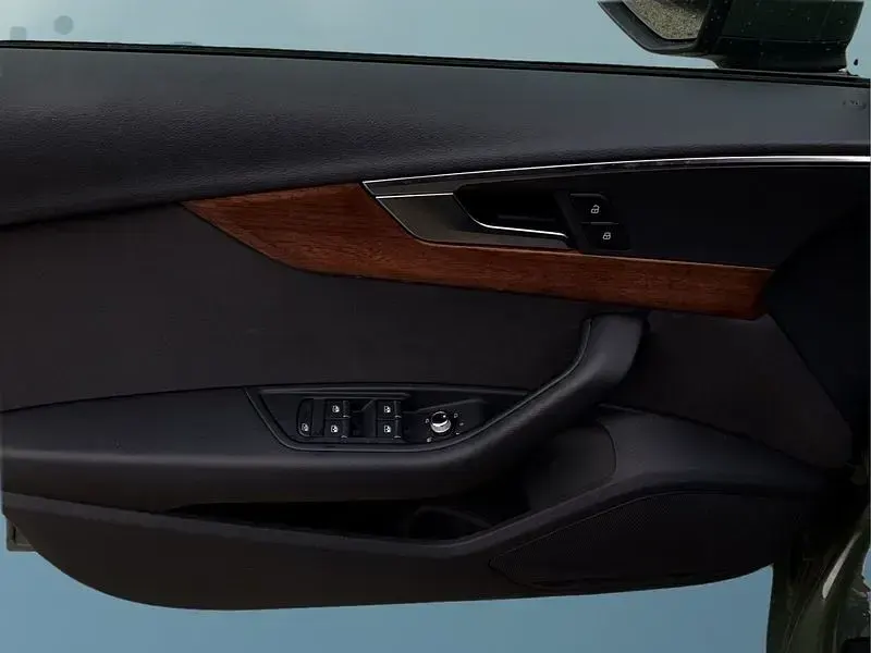 Gebraucht Audi A4 204 PS (150 kW) 2024 Grün Kombi