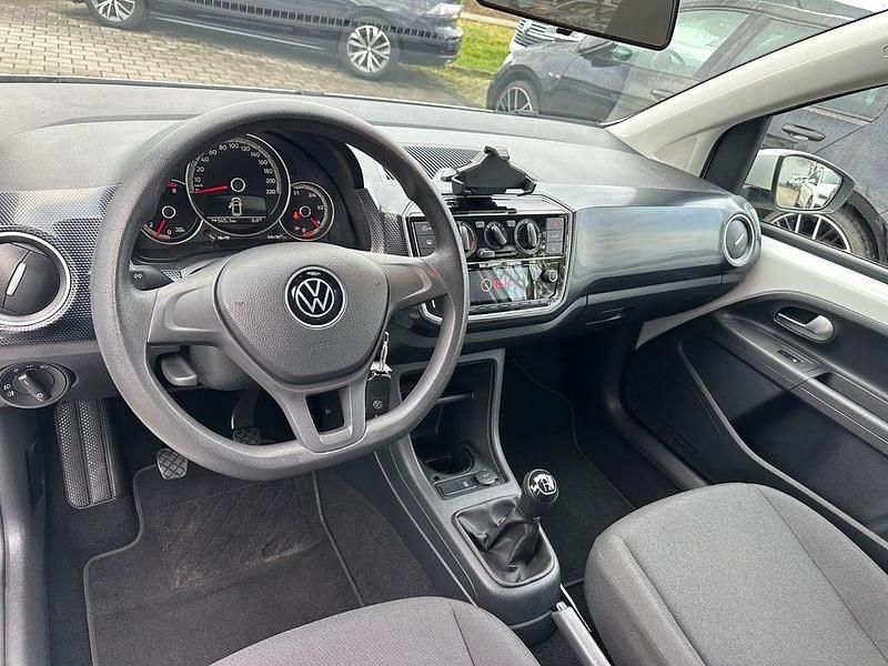 Gebraucht VW up! 65 PS (47 kW) 2021 Weiß Kleinwagen