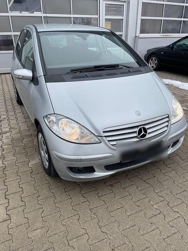 Silber Gebraucht 2005 Mercedes A200 Elegance Kleinwagen | 1.200 € (Guter Preis) - Bild 1/4