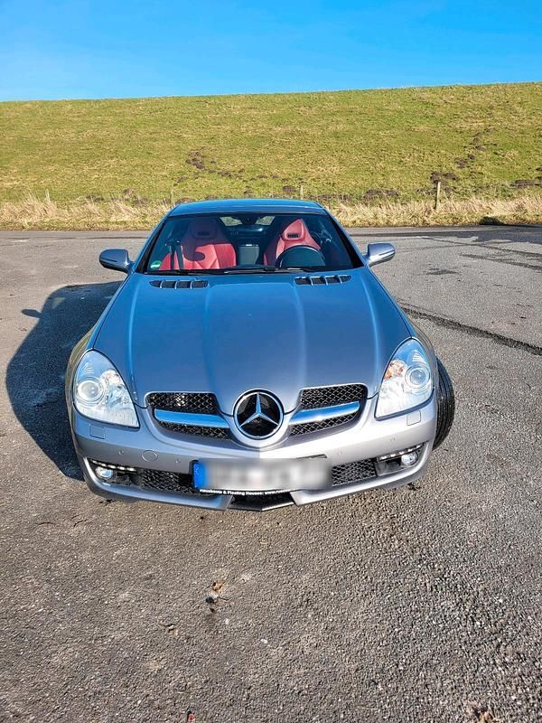 Gebraucht Mercedes SLK280 231 PS (169 kW) 2008 Silber Cabrio
