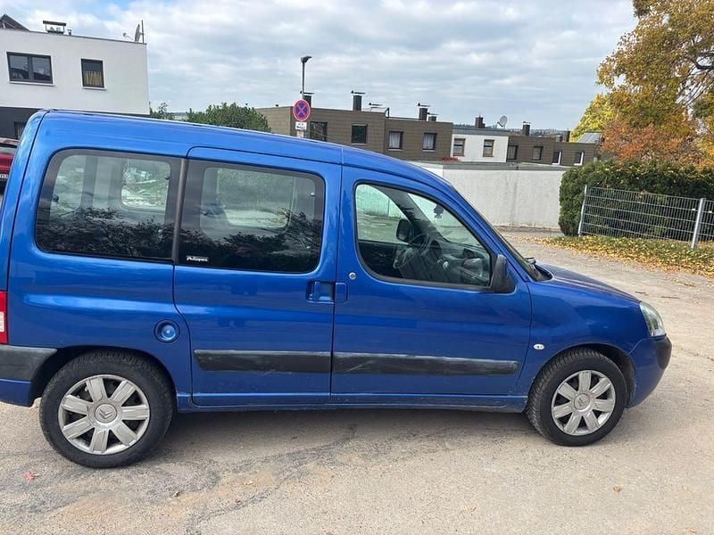 Blau Gebraucht 2006 Citroën Berlingo Van / Kleinbus | 3.000 € (Fairer Preis) - Bild 1/4