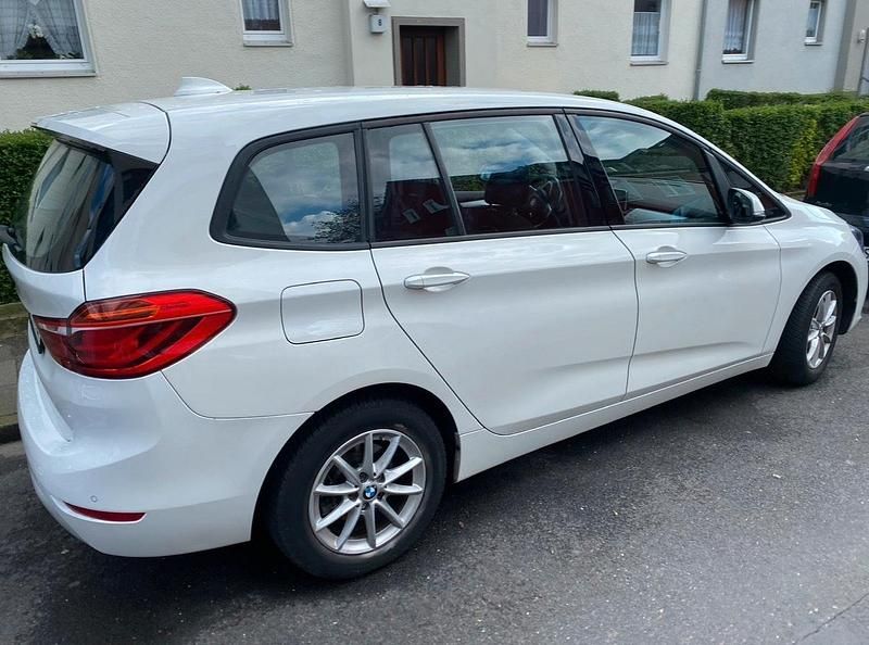 Gebraucht BMW 216 116 PS (85 kW) 2016 Weiß Kombi