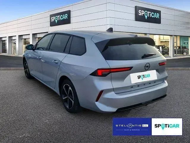 Gebraucht Opel Astra 131 PS (96 kW) 2024 Grau Limousine