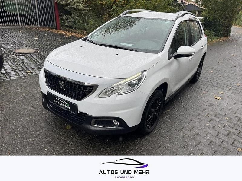 Weiß Gebraucht 2017 Peugeot 2008 Active SUV | 7.499 € (Guter Preis) - Bild 1/4