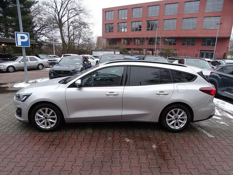 Gebraucht Ford Focus Cool & Connect 120 PS (88 kW) 2022 Grau Kombi