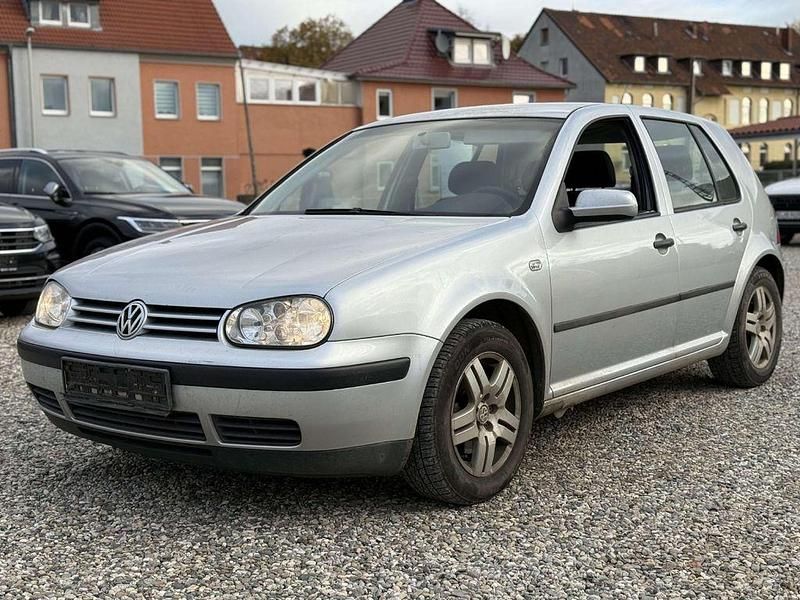 Grau Gebraucht 2003 VW Golf IV Limousine | 1.000 € (Guter Preis) - Bild 1/4
