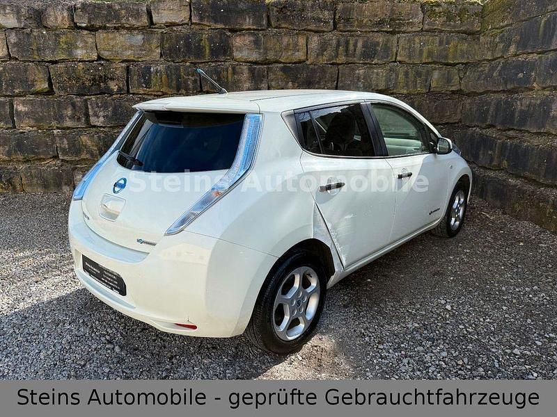 Gebraucht Nissan Leaf 80 kW (109 PS) 2012 Weiß Kleinwagen