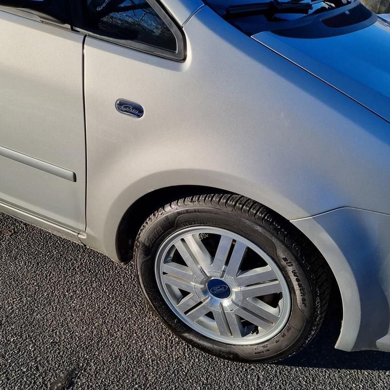 Gebraucht Ford C-MAX 115 PS (84 kW) 2007 Grau Van / Kleinbus