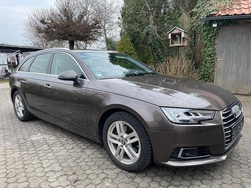 Second-hand Audi A4 150 CP (110 kW) 2018 Maro Break