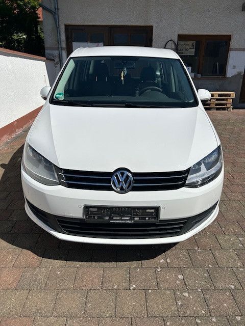 Weiß Gebraucht 2013 VW Sharan Van / Kleinbus | 7.300 € (Guter Preis) - Bild 1/4