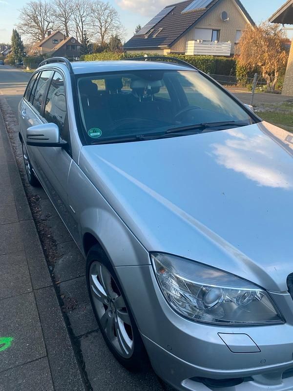 Gebraucht Mercedes C220 170 PS (125 kW) 2010 Grau Kombi